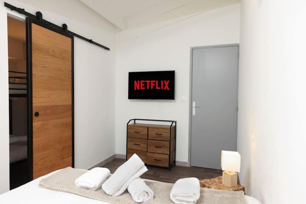 Апартаменты N3 Des Etudes Duplex Hypercentre Wifi Conciergeriedamecarcas Каркассон Экстерьер фото